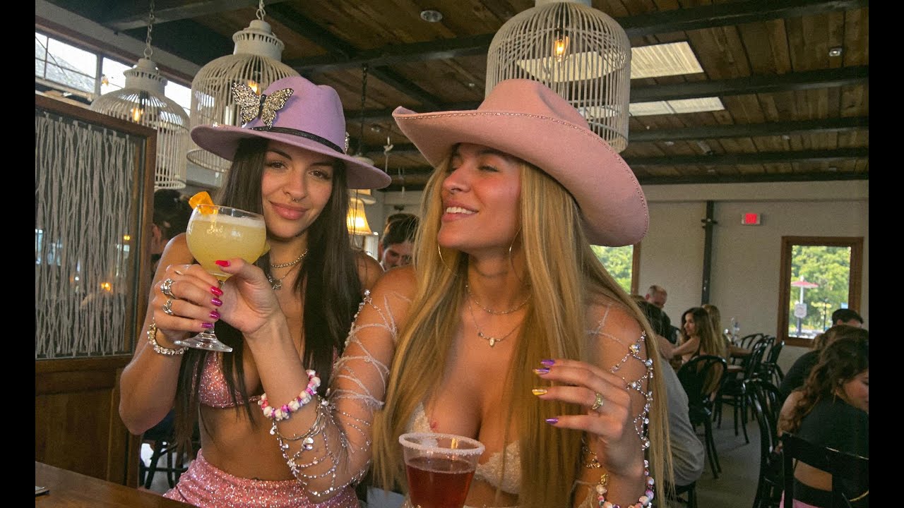 Cazzu & Karol G - Que Creías (Versión Cumbia) en Vivo