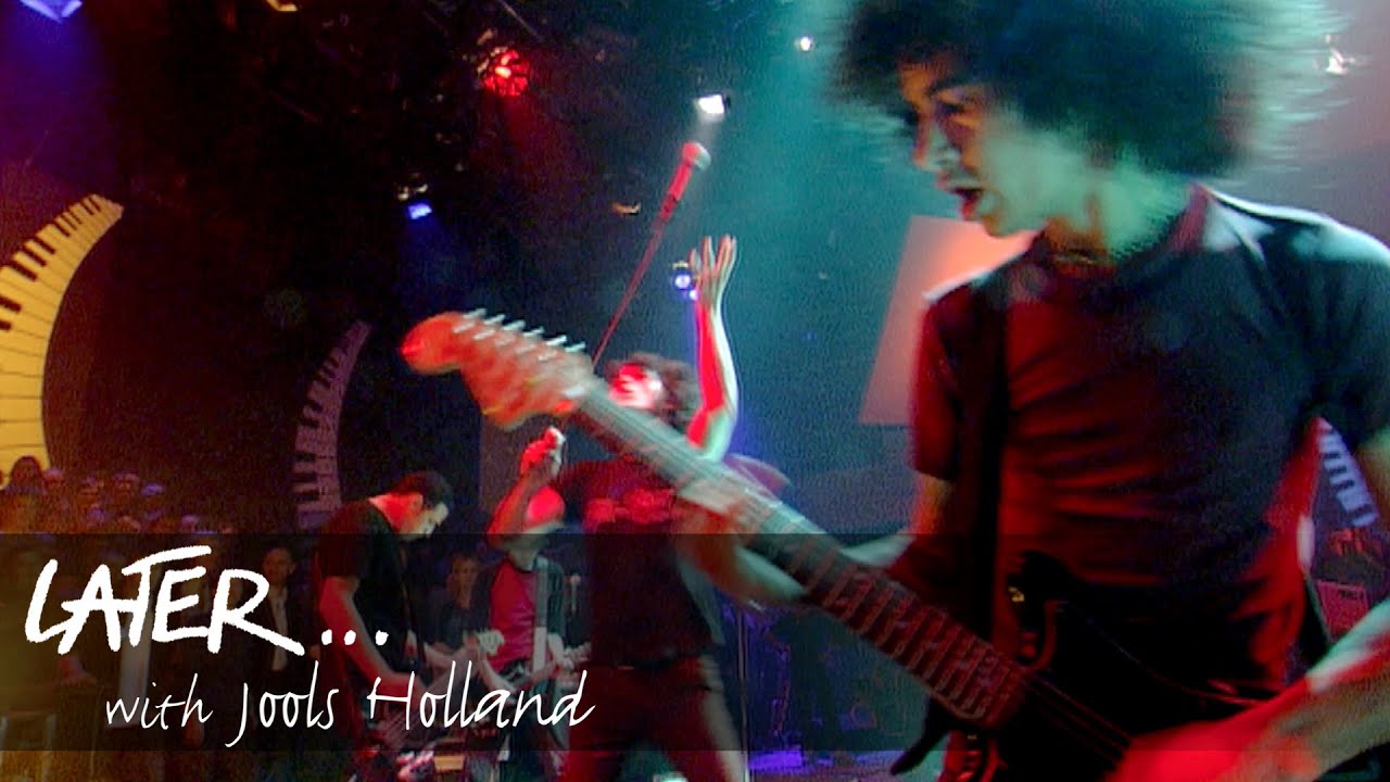 At the Drive-In – One Armed Scissor (2000) 🎸