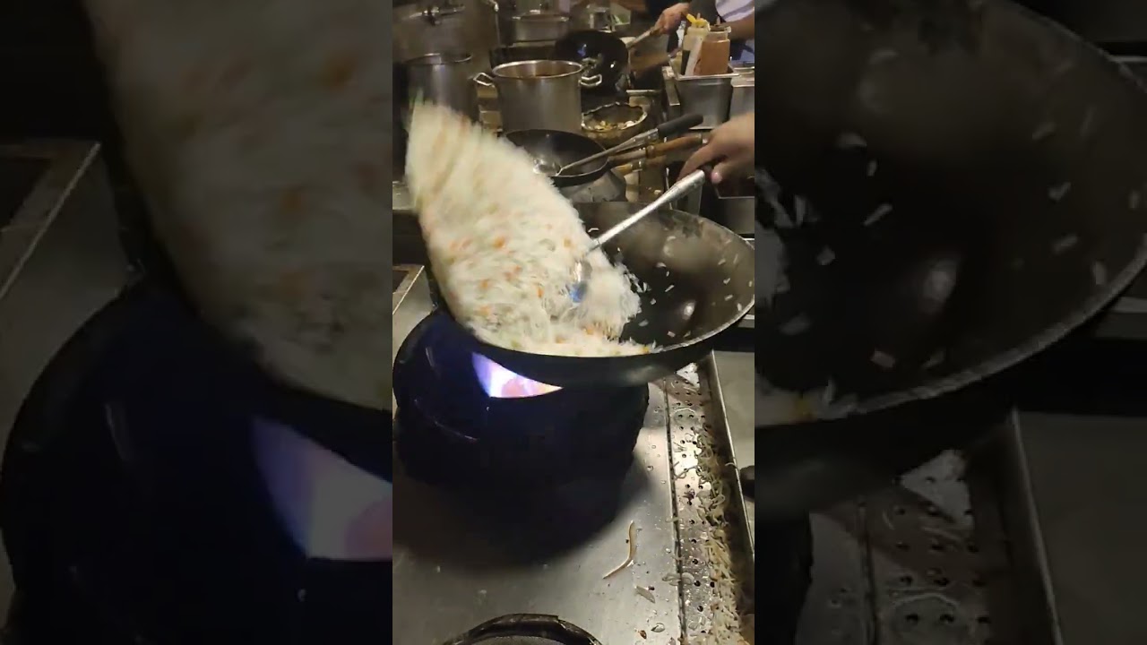Watch This Chef's Amazing Tossing Skills That Will Blow Your Mind! 🍳