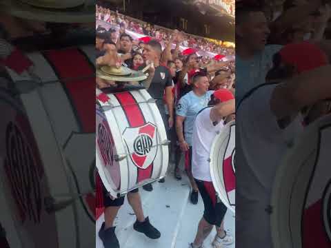 AHI VIENE LA HINCHADA 14 LBDT #futbol #vamosriver #rivercampeon #fyp #fypシ゚