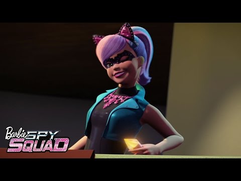 Spy Squad Protects the Missing Gem 🔍