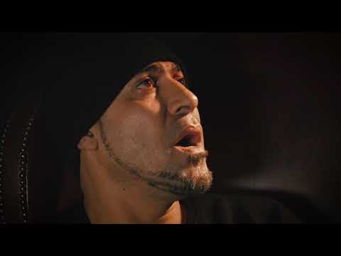 Ferid El Extranjero - G3adna Rhina Fi Tirkina | قعدنا رهينة في تركينة (Musique Video)