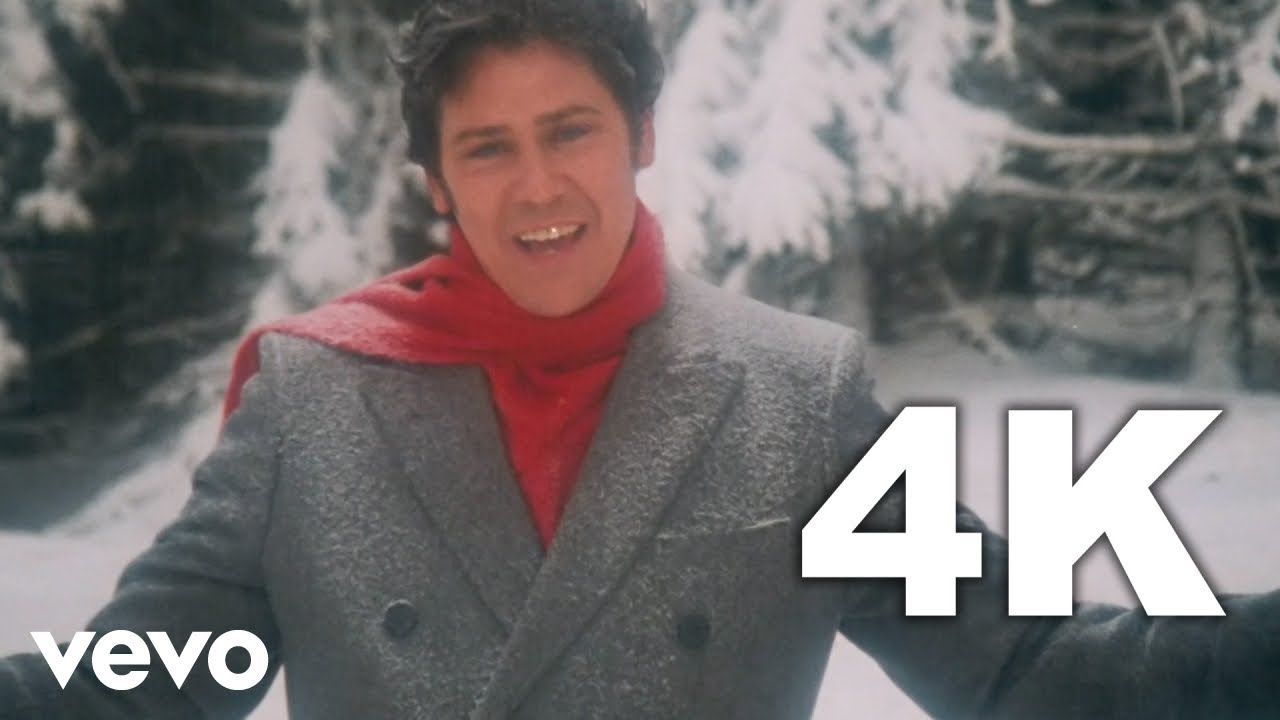 Shakin' Stevens - Merry Christmas Everyone 🎄 (Official 4K Video)