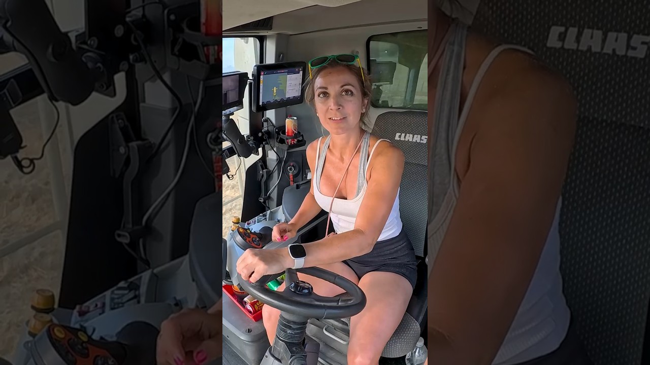 Farm Girl in Action auf dem Claas Lexion Mähdrescher 🚜