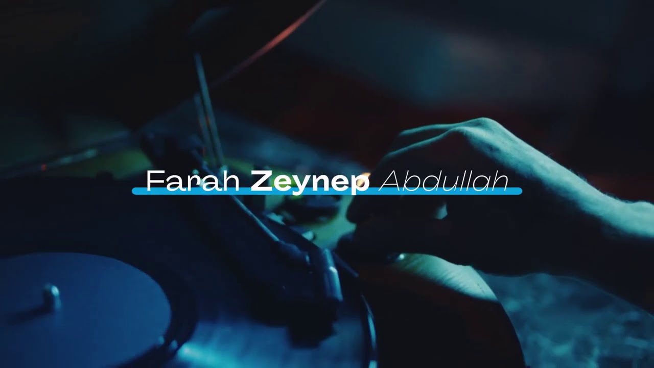 Farah Zeynep Abdullah's Stunning Performance in 'Eller Eller' 🎶