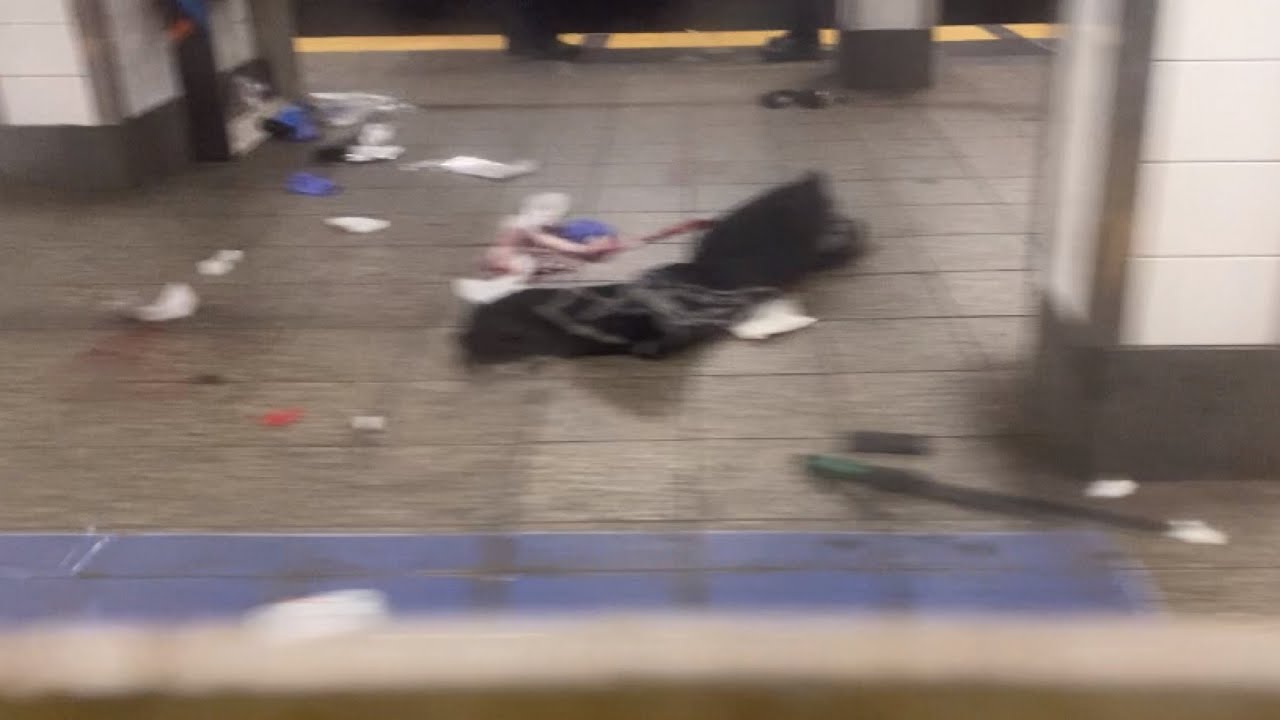 NYC Police Shoot Machete Attacker at Grand Central ποΈ