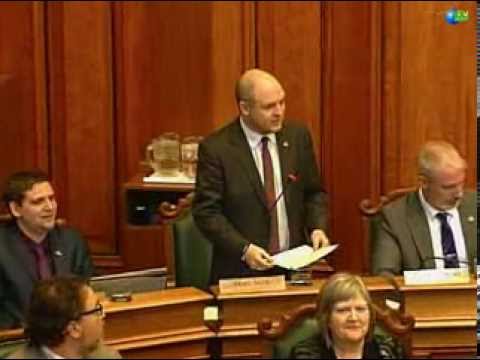 Craig Sauvé interpelle le maire de Montréal sur la question des péages