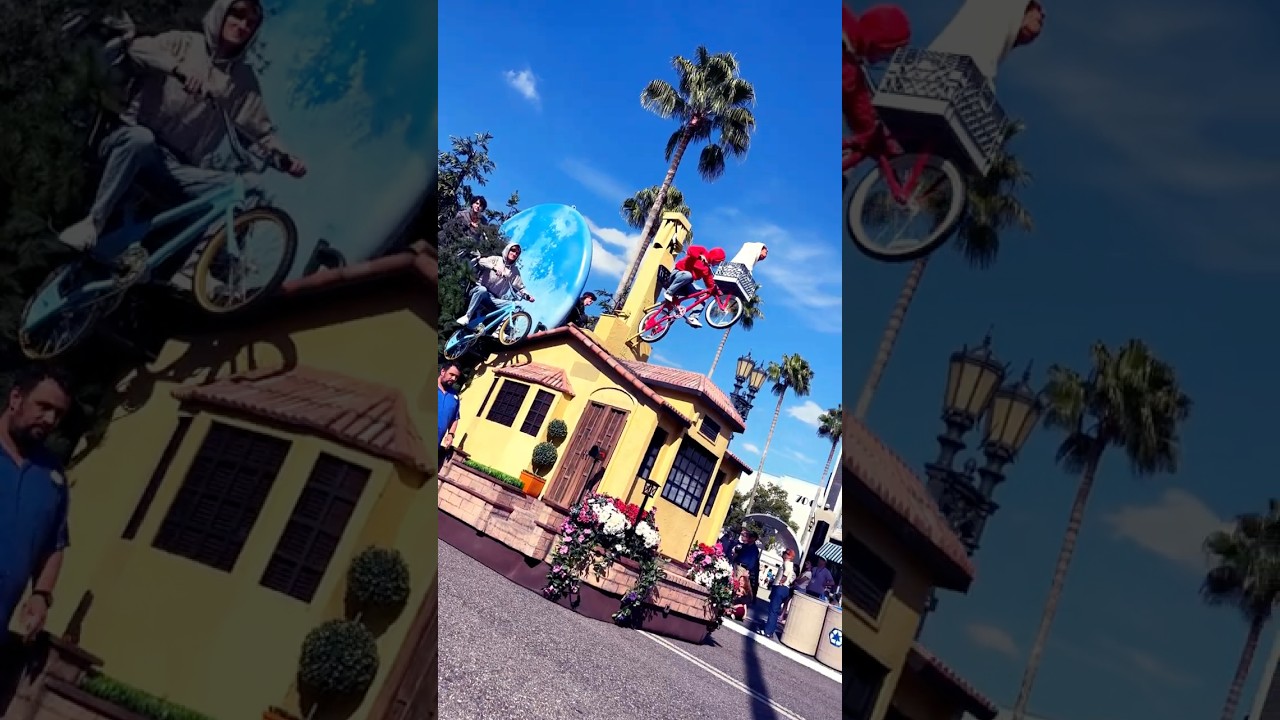 Experience the Magic of the ET Universal Parade 🚲🌙