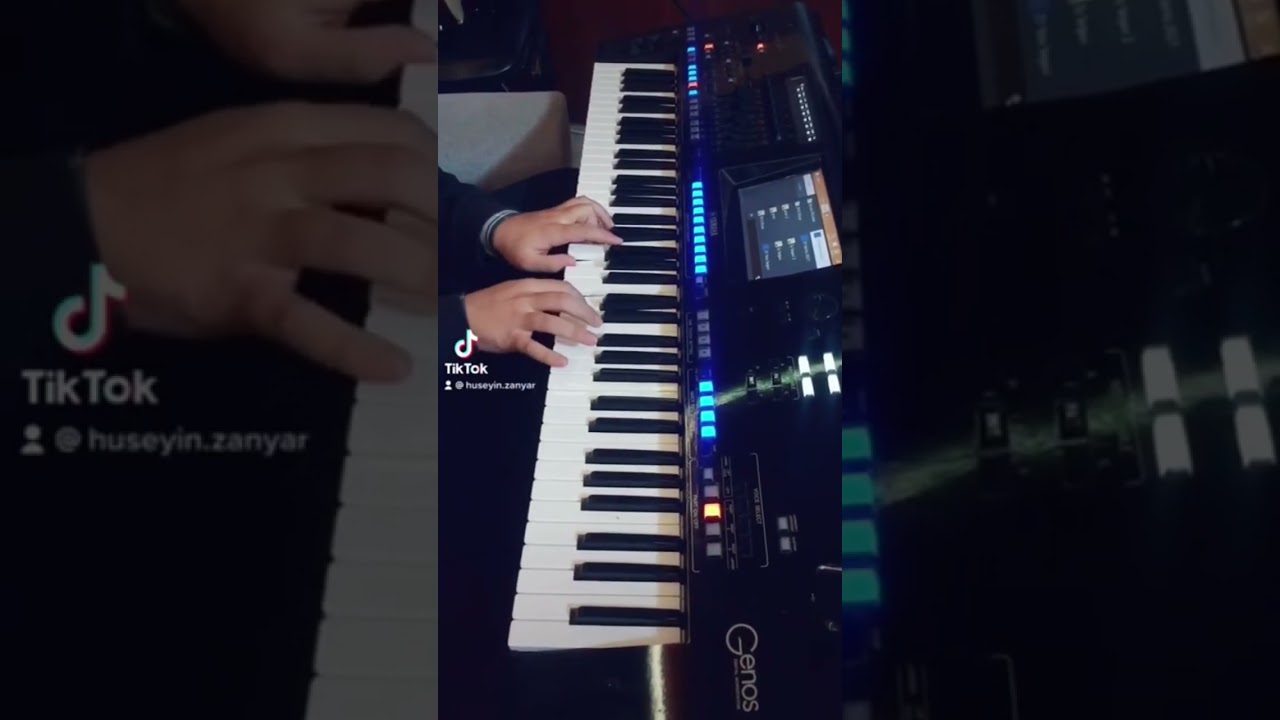 Duygusal Piyano Fon Müziği 🎶