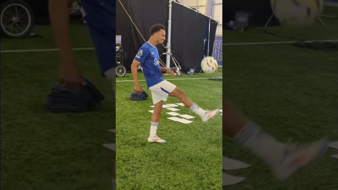 Iliman Ndiaye brille en freestyle pour Everton ⚽