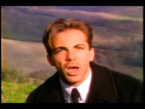 Cristian Castro - No Puedo Arrancarte De Mi (Official Video)