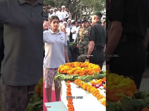 Shahid Subedaar Satveer Singh Garhwal :( Daughters are proud of their father's martyrdom