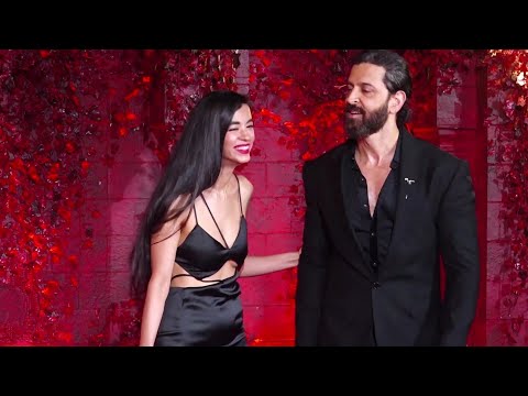 Bollywood Hot Couples Arrive At Karan Johar Birthday Party 2022