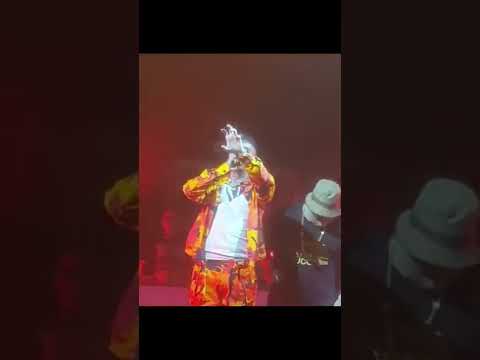 Come hanno reagito Guè, Lazza, Emis Killa e Ghali al coro “portaci a puttane”