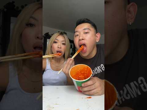 TRYING INSTANT KOREAN FOOD: SPICY RICE CAKE NOODLES