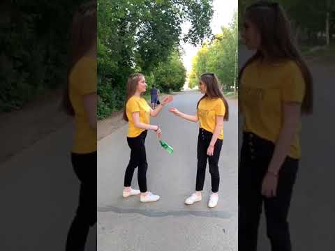 رقص على أغنية مسيطرة😏 هميشك مسطرة 😉 التوأم الروسي 😍