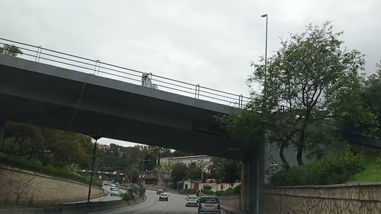 Driving from Champ-de-Manoeuvres to Ain Naadja 🚗