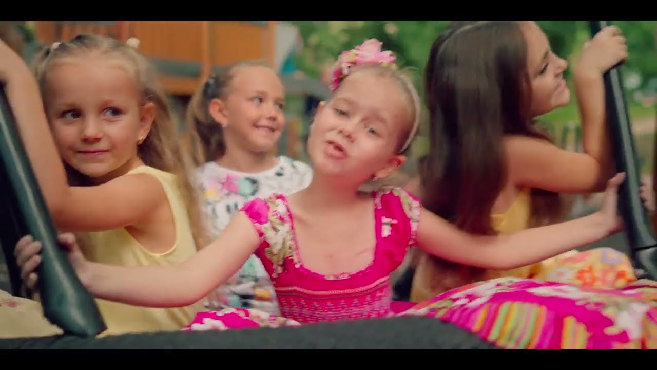 Leontýnka: Připravte se na školní dobrodružství 📚