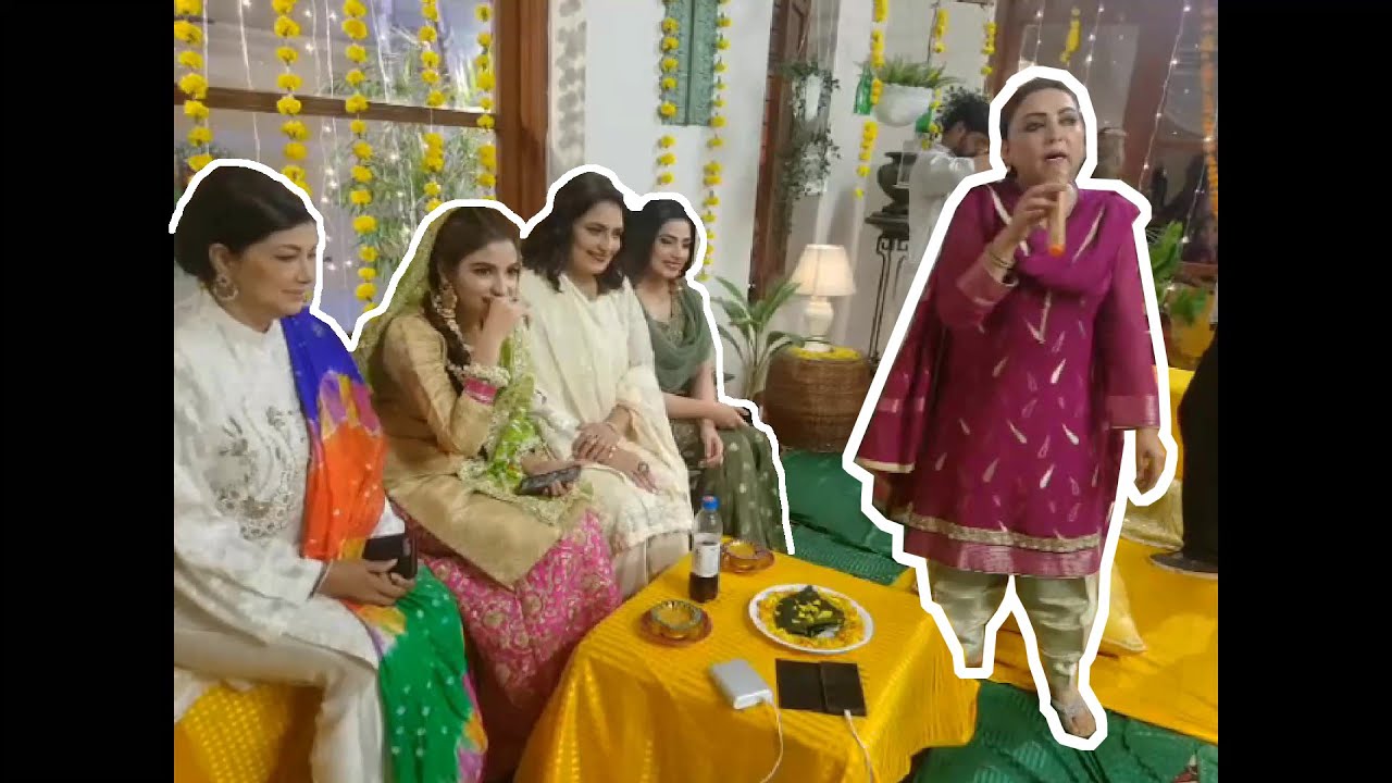 Azra Mohyeddin's Singing on Tu Ishq Hai Set 🎤