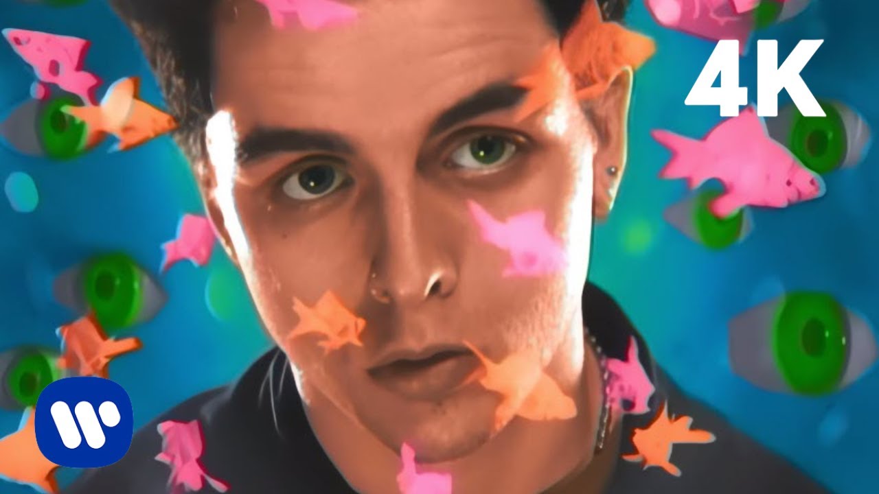 Green Day - Basket Case [Official Music Video] in Stunning 4K 🎸