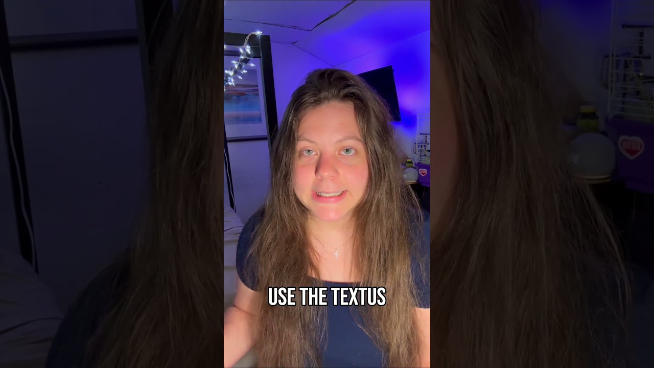 NKJV vs NASB: Key Differences Explained 📖