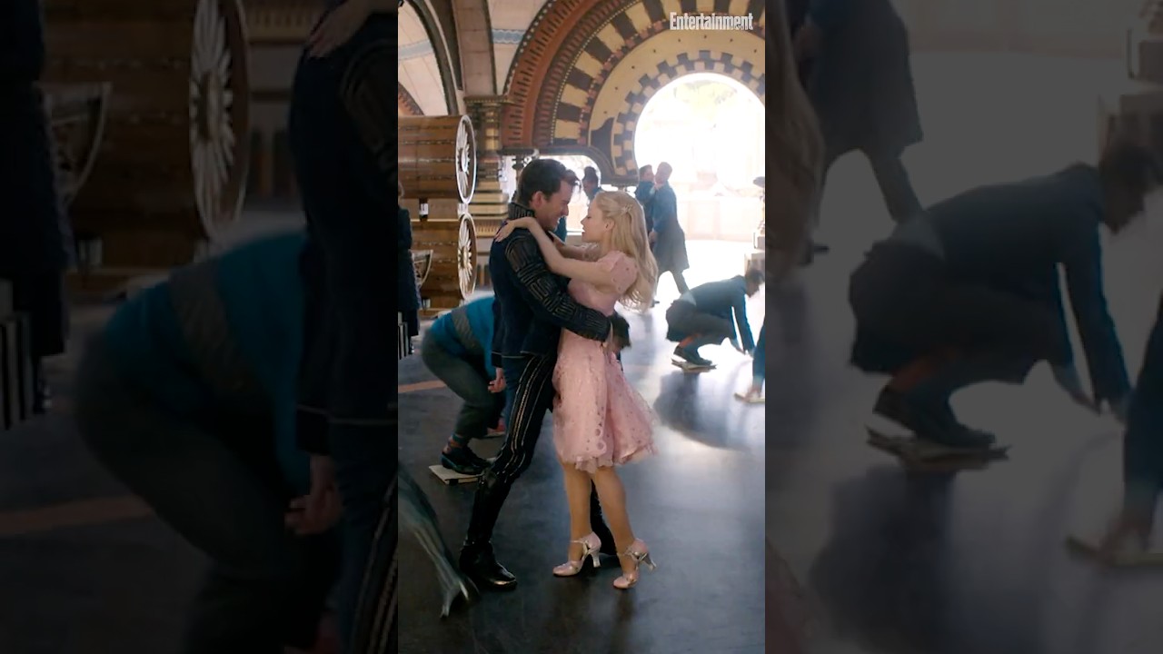 Jonathan Bailey's Cool Trick for 'Wicked' Filming ❄️