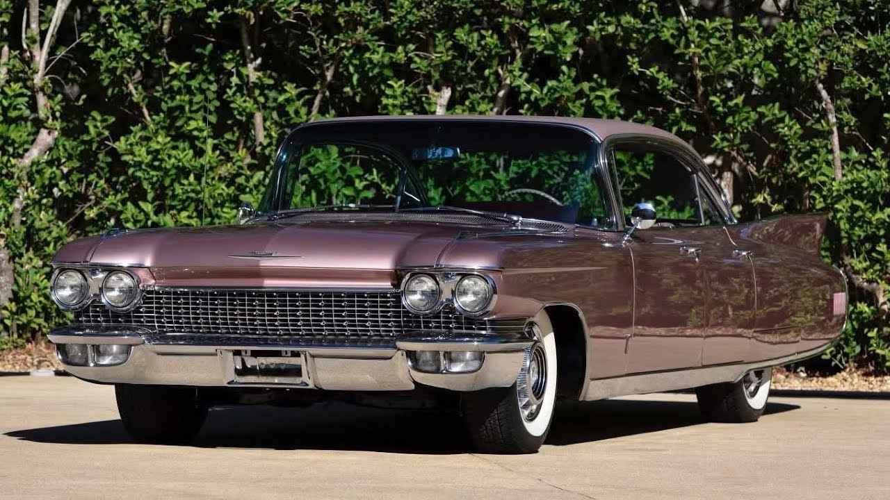 1960 Cadillac Fleetwood Sixty Special in Persian Sand