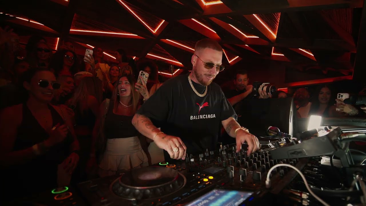 Hugel's Epic Silencio Live Set 🎶 | Summer Vibes with Top DJ & Producer