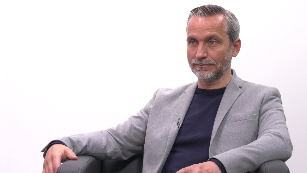 Web TV Culture : Découvrez l'Impact d'Olivier Norek en intégralité 📺