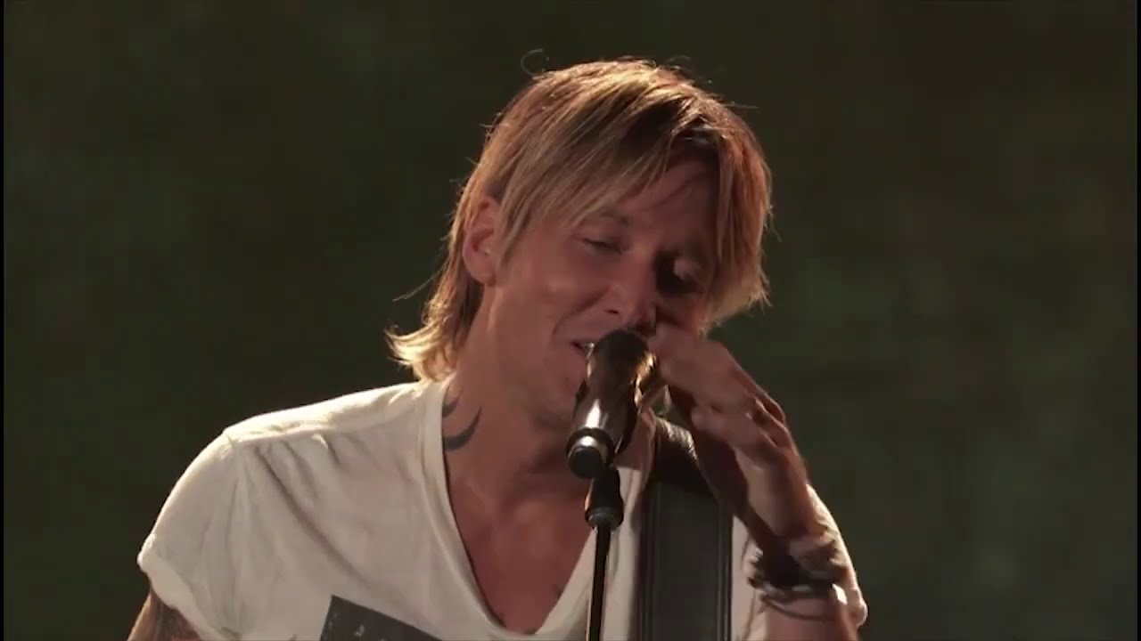 Keith Urban Performs 'To Love Somebody' – A Beautiful Tribute 🎶