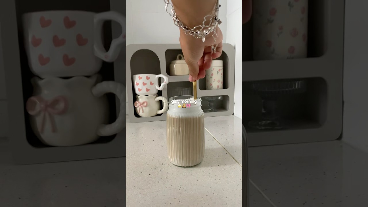 My Girly Morning Routine βπΈ | Cozy & Slow Start