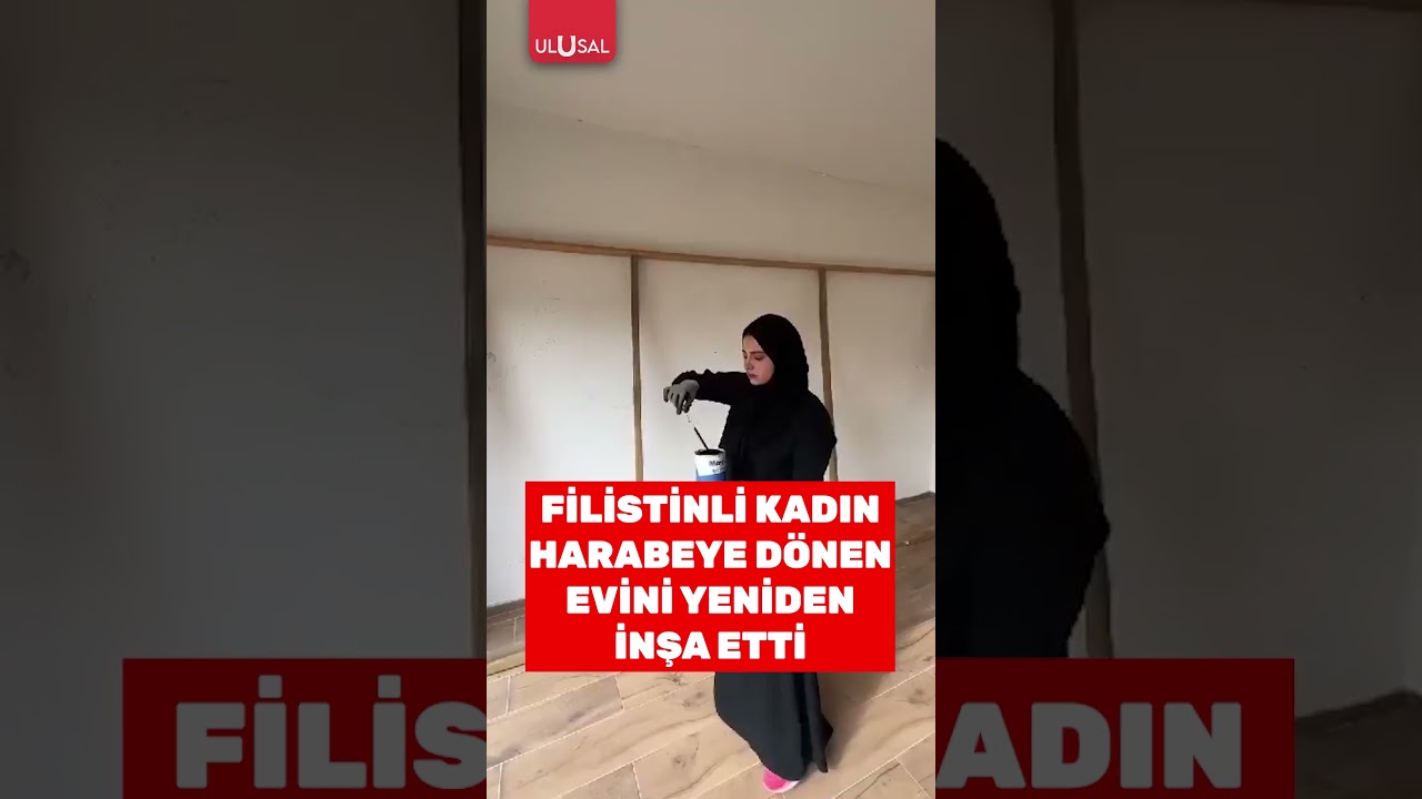 Filistinli Kadın Gazze'de Yıkılan Evini Tekrar İnşa Ediyor 🏚️