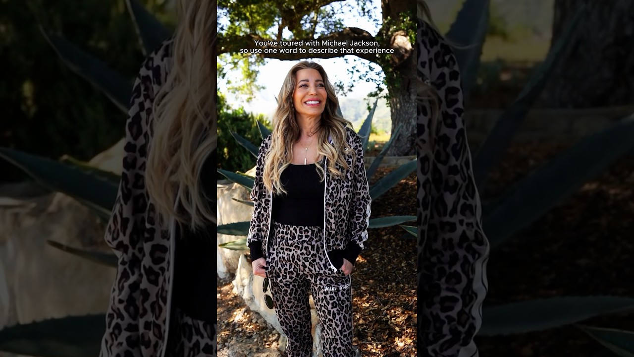 Reliving the Surreal Moments of the Past β¨