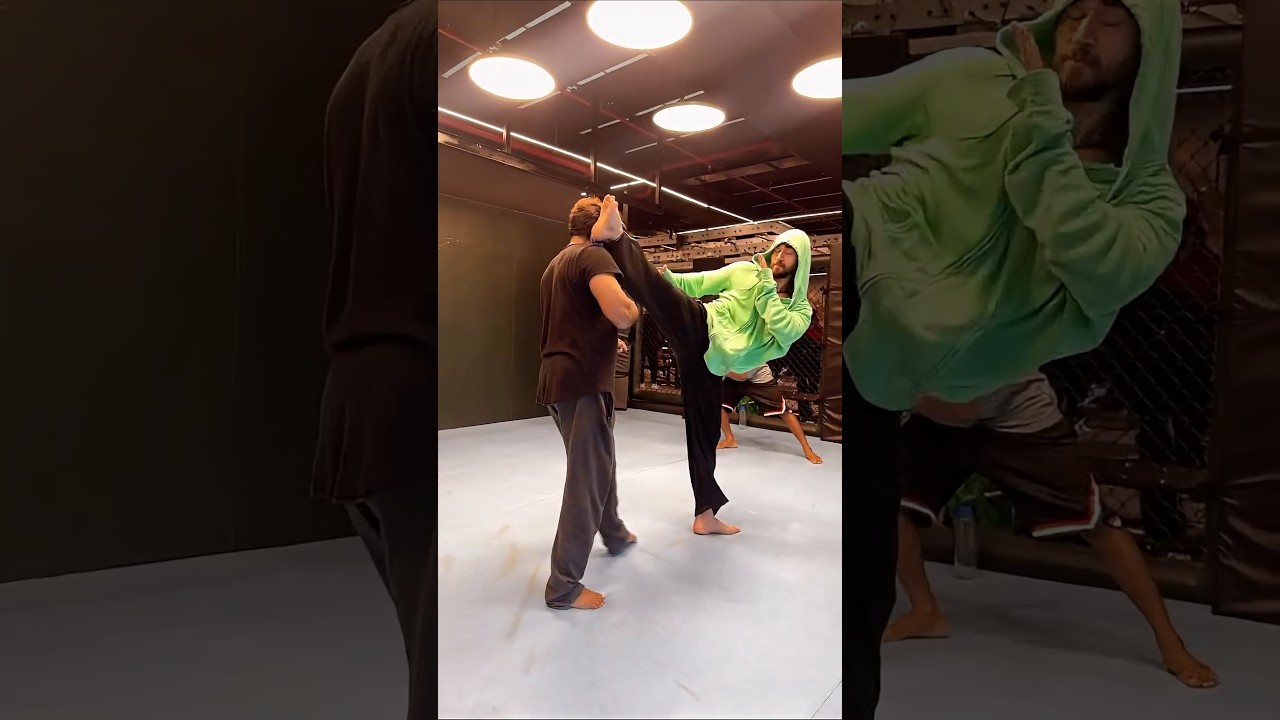 Tiger Shroff's Cool Kicks 🔥 #FlyHigh