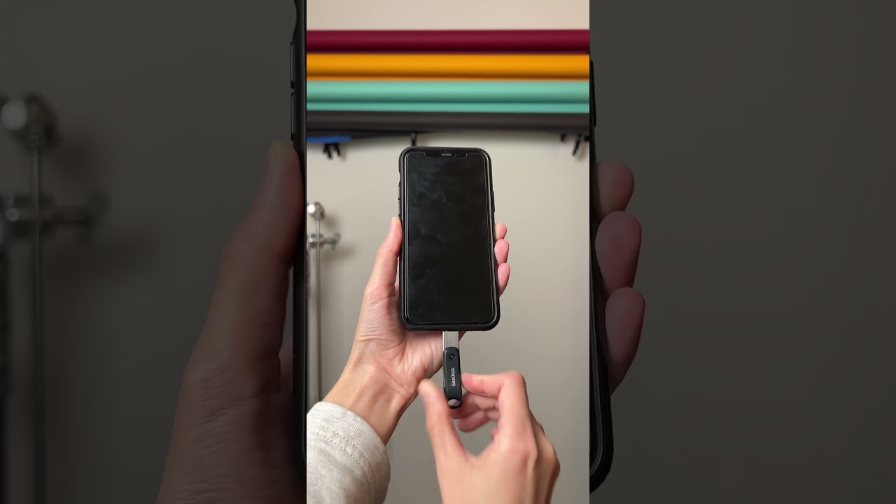 Transfer iPhone Photos Easily with SanDisk iXpand 📱