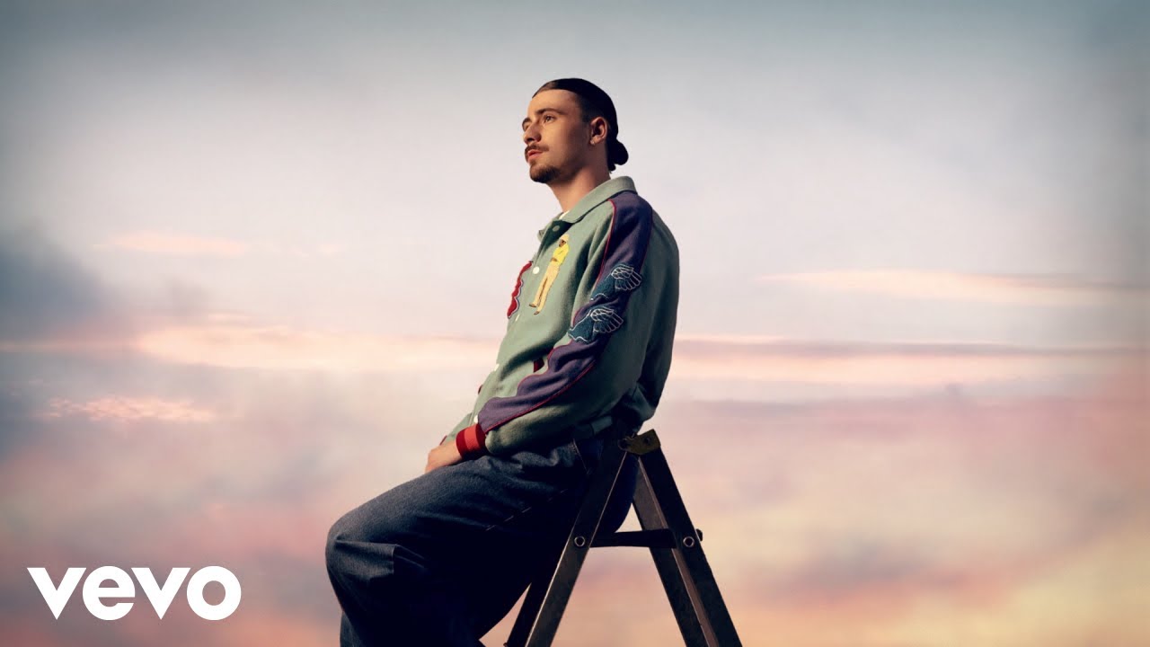 Pierre Garnier - Comme toi 🎶 Lyrics Video | Découvrez son premier album 'Chaque seconde'