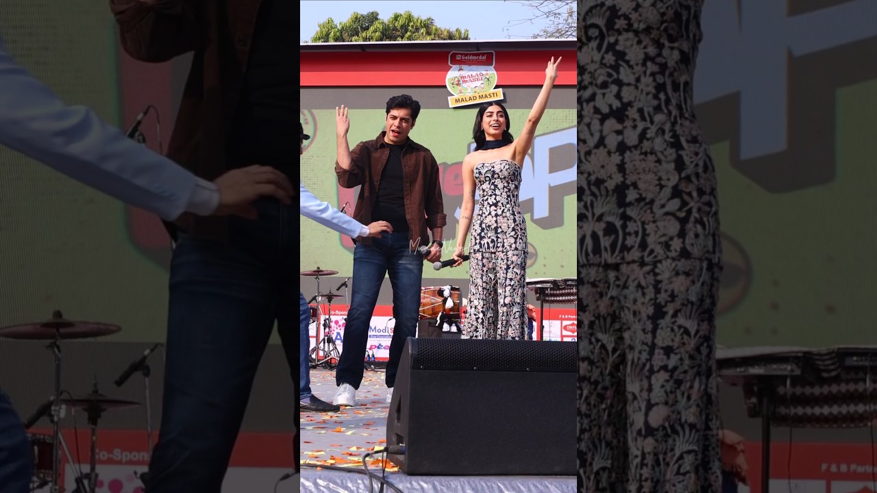 Junaid Khan & Khushi Kapoor's Fun Moment at the Event 🎶