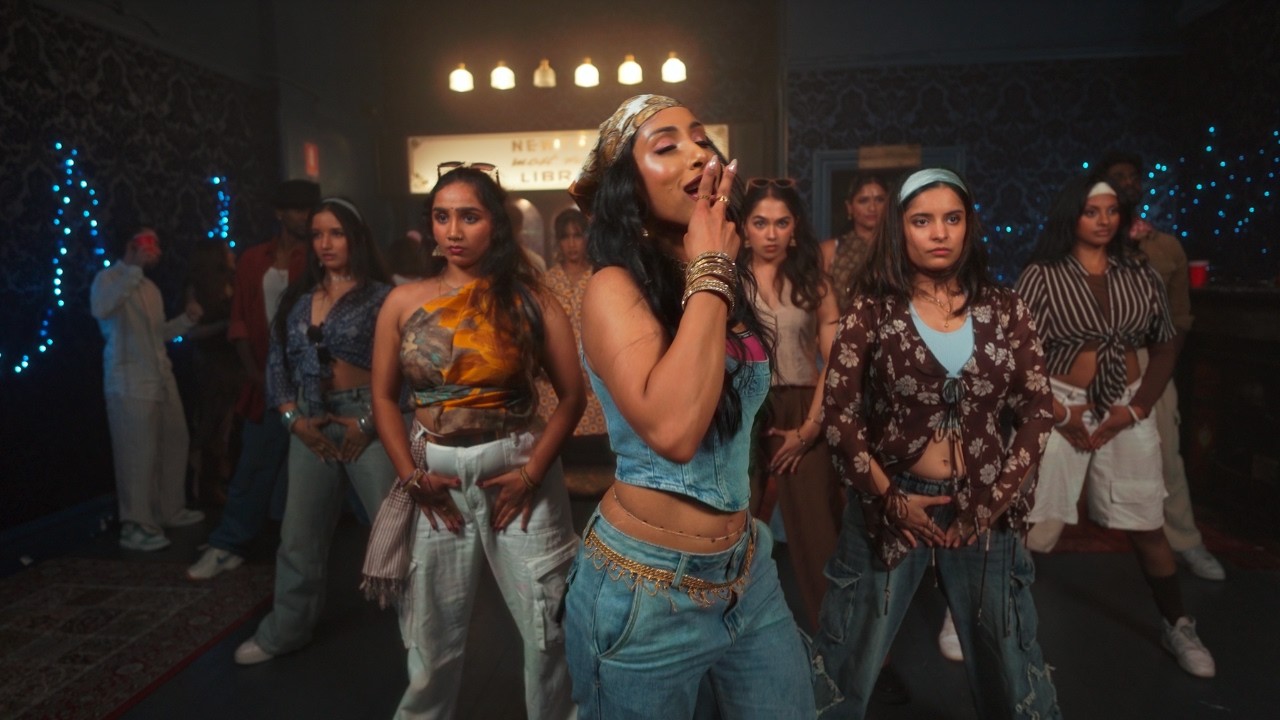 Avneesha. - Don't Wanna Lose This Feeling (Official Music Video)