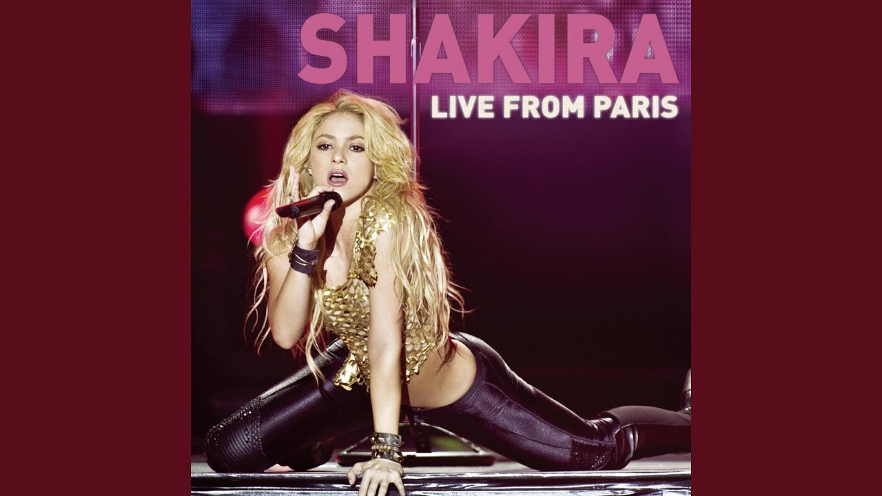 Shakira - She Wolf (Live from Paris) 🎤