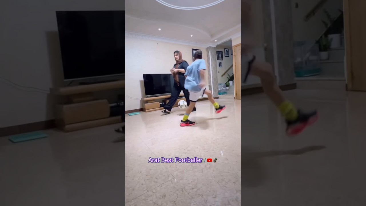 Junior Messi: Arat Hosseini's Football Skills ⚽