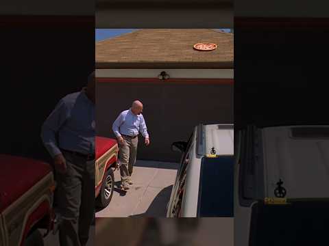 Breaking Bad - Walt’s Iconic Pizza Throw Moment