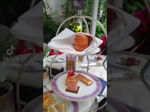 Luxury Tea Time at Hôtel de Crillon Paris #teatime #luxurylife #parisianlifestyle #hoteldecrillon
