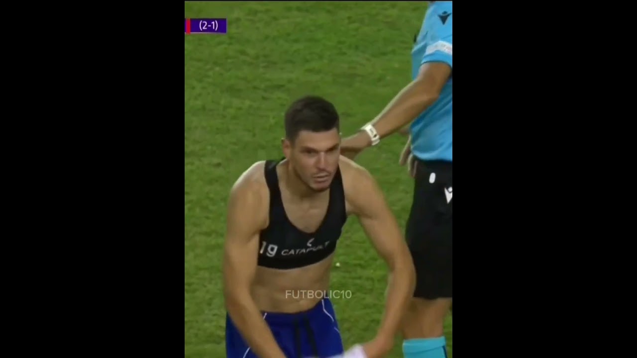 Karačić nosio dres Krovinovića na utakmici 😅