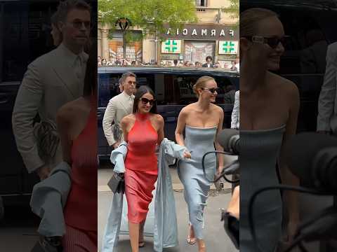 Demi Moore Stepping Out With Her Sister #demimoore