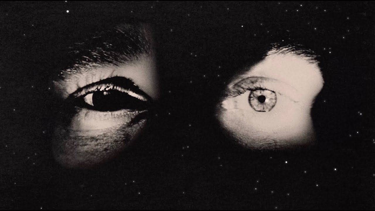 Glass Animals :: On the Run [Lyric Video]