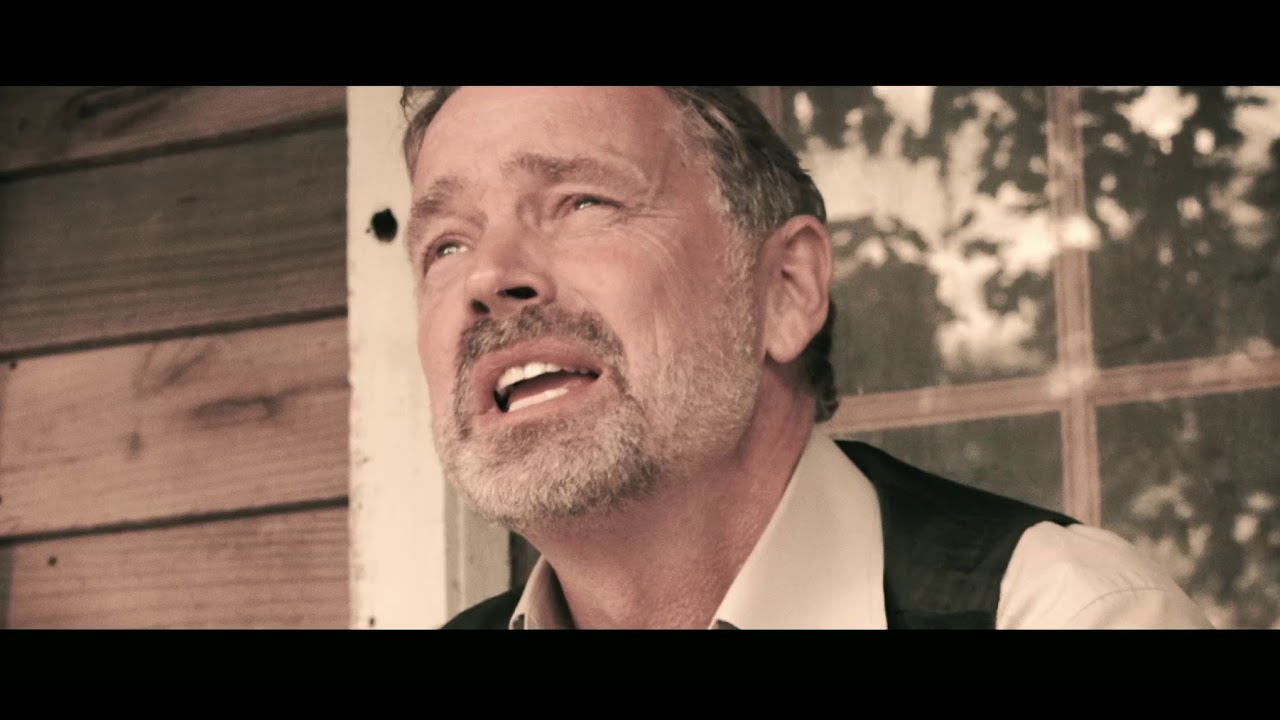 John Schneider’s 'Outta This Town' Video: A Journey Beyond the Horizon 🚜