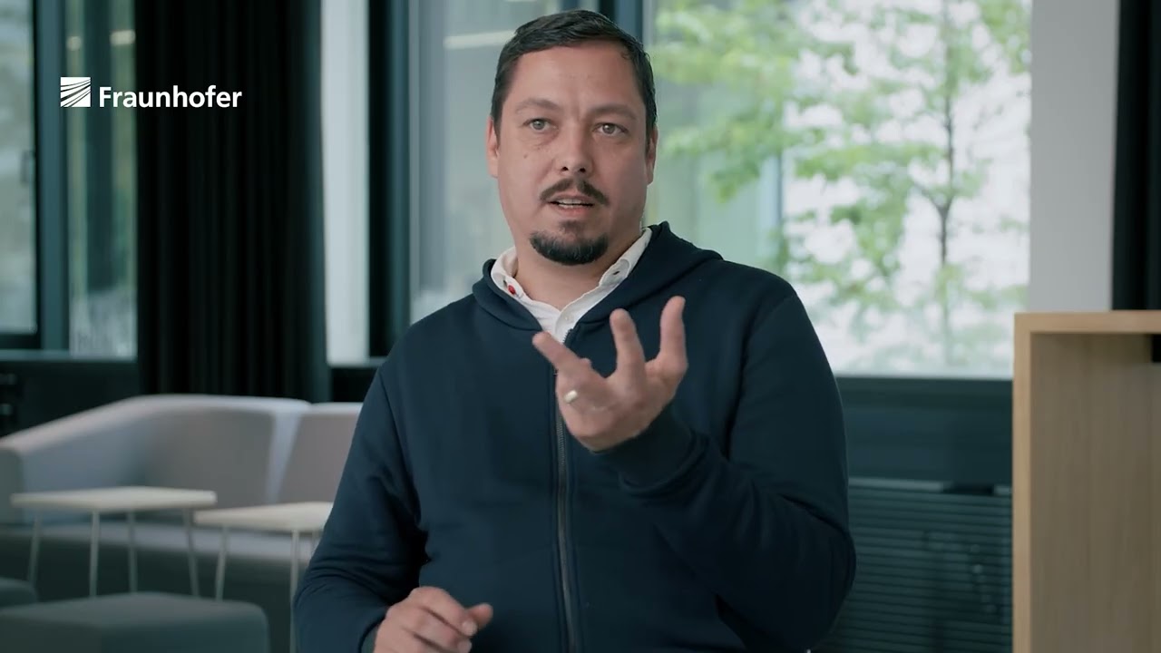 Kryptografie in der Praxis: Trainer Daniel Loebenberger erklärt die Bedeutung für sichere IT-Netzwerke 🔐