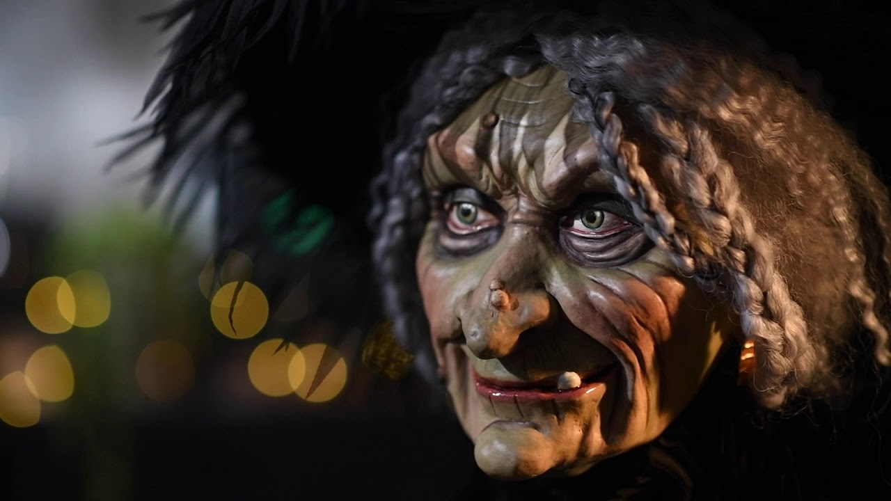 Katherine’s Collection Life-size Midnight Witch | Grandin Road