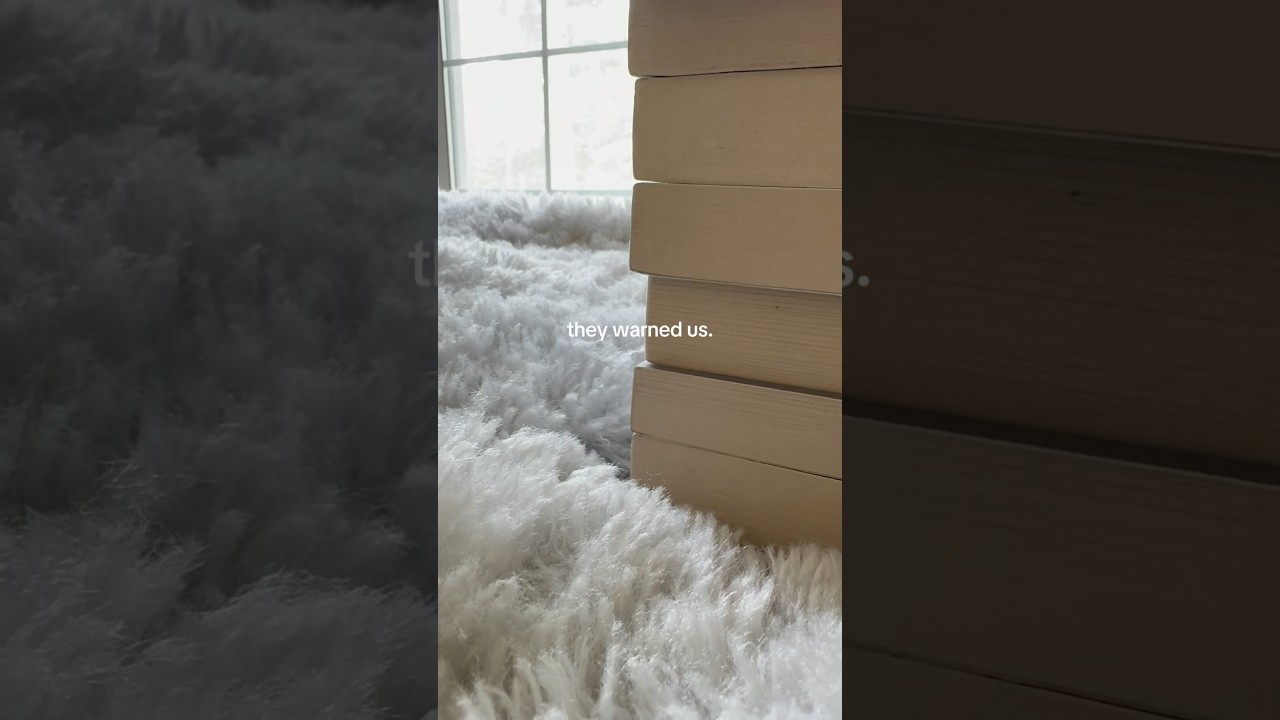 Top Dystopian Books You Must Read in 2024 📚