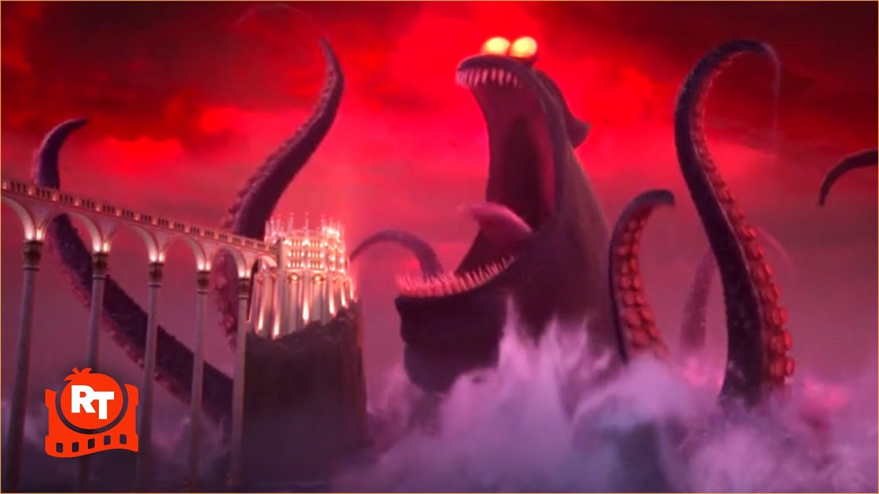 Epic Showdown: Dracula Battles the Kraken in Hotel Transylvania 3 🧛‍♂️